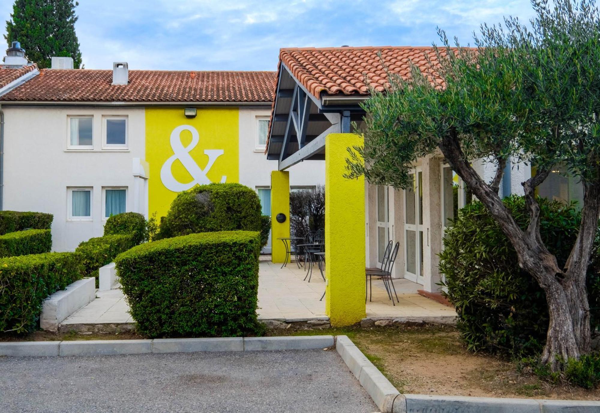 B&B Hotel Frejus Puget-Sur-Argens Buitenkant foto