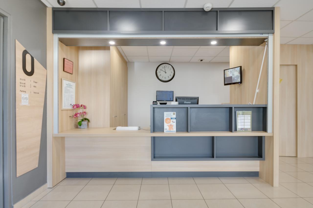B&B Hotel Frejus Puget-Sur-Argens Buitenkant foto
