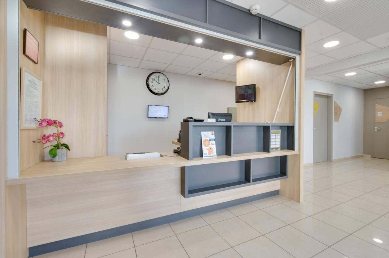 B&B Hotel Frejus Puget-Sur-Argens Buitenkant foto