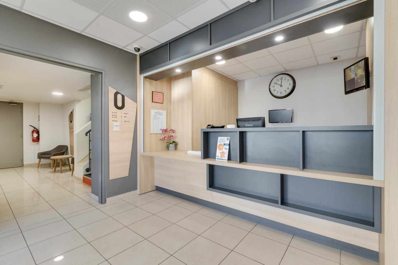 B&B Hotel Frejus Puget-Sur-Argens Buitenkant foto