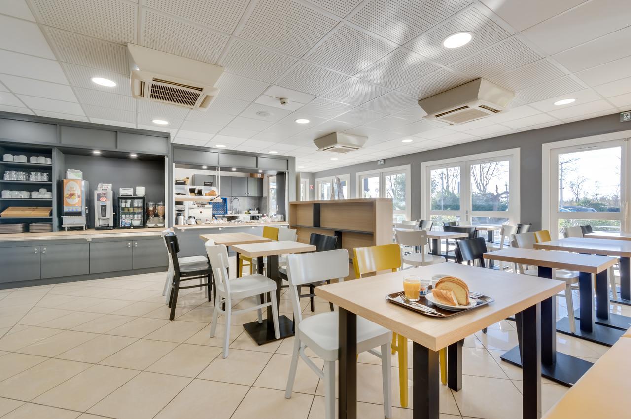 B&B Hotel Frejus Puget-Sur-Argens Buitenkant foto
