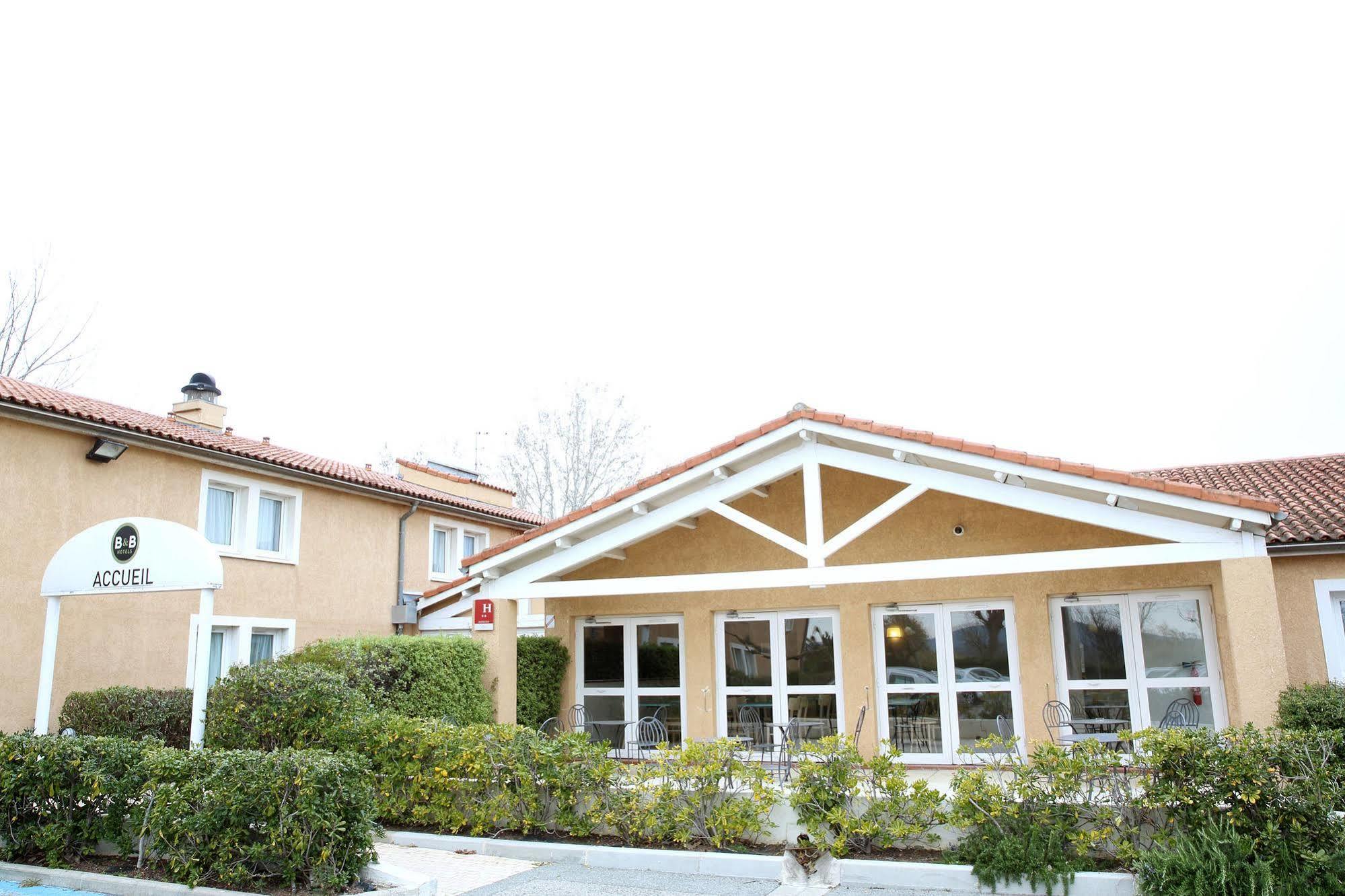 B&B Hotel Frejus Puget-Sur-Argens Buitenkant foto