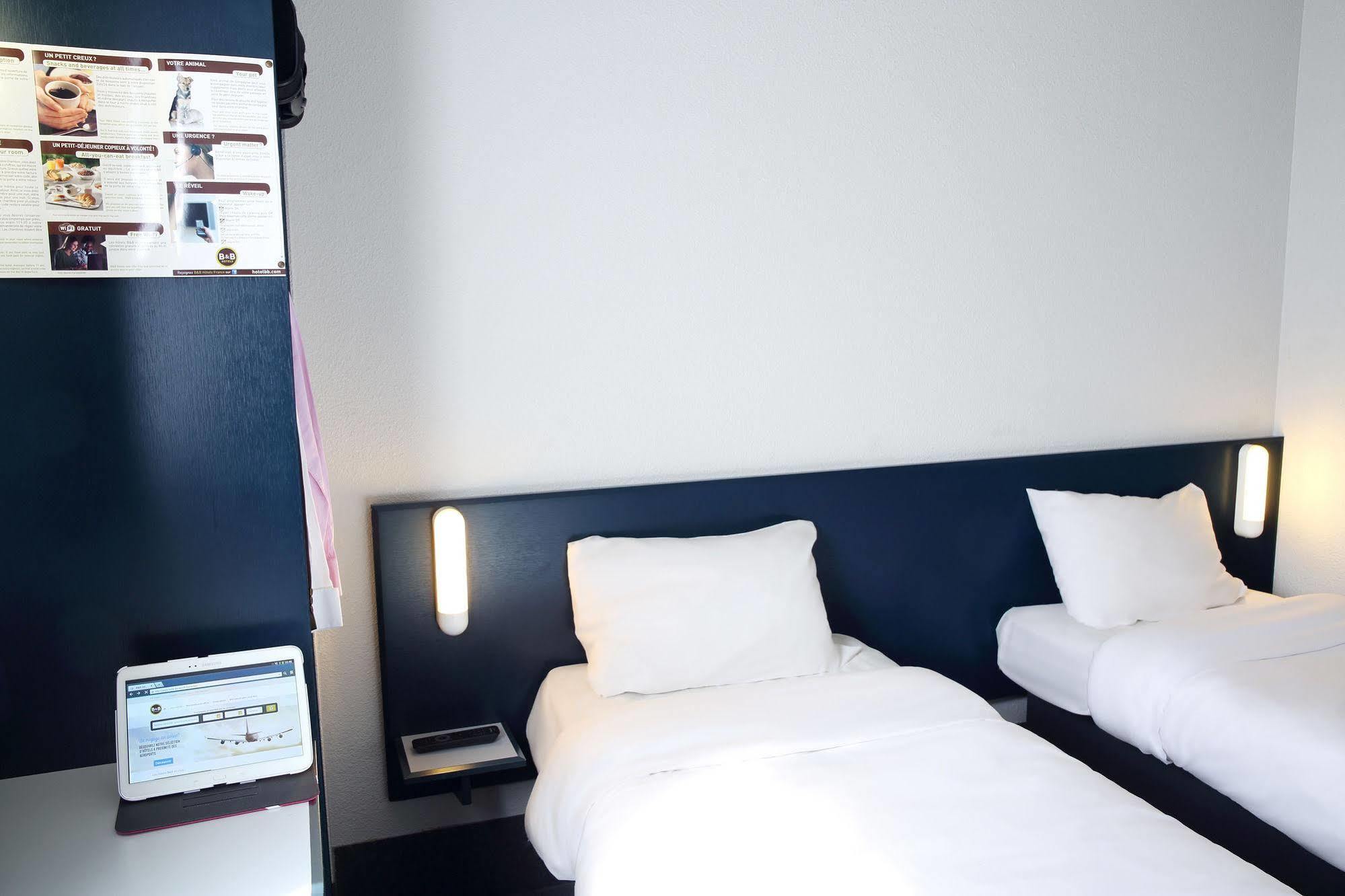 B&B Hotel Frejus Puget-Sur-Argens Buitenkant foto