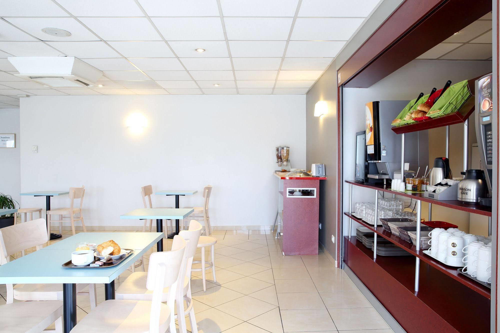 B&B Hotel Frejus Puget-Sur-Argens Buitenkant foto