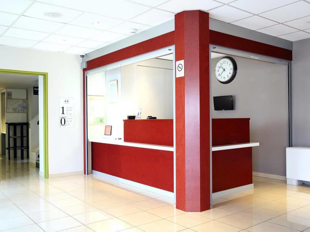 B&B Hotel Frejus Puget-Sur-Argens Buitenkant foto