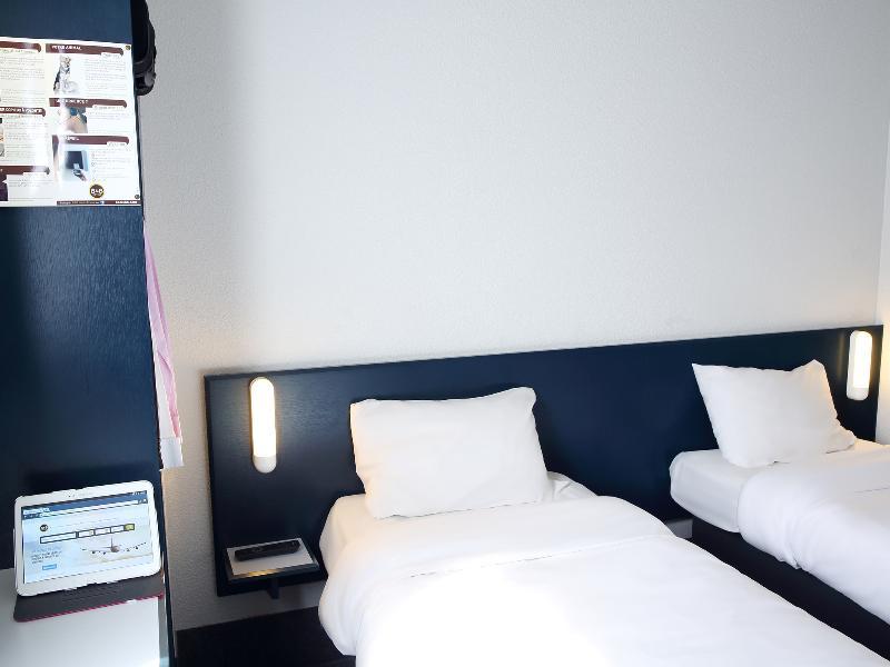 B&B Hotel Frejus Puget-Sur-Argens Buitenkant foto